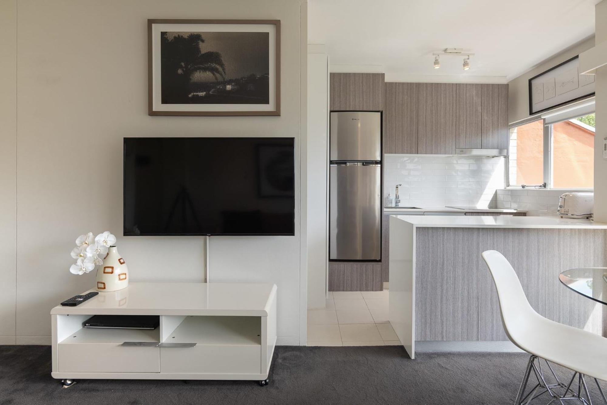 The Gem-executive Potts Point Harbourview Stunner